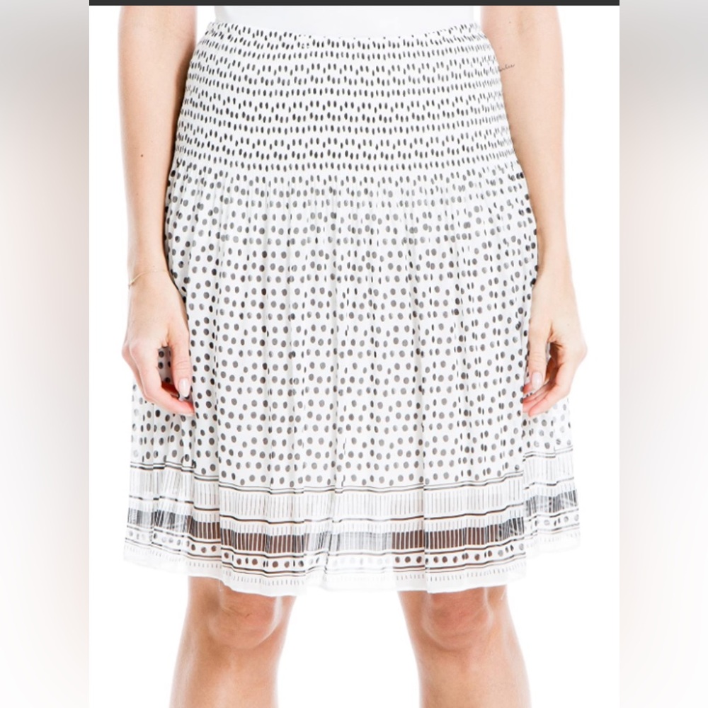 Max Studio White and Black Dot Pleated Skirt
